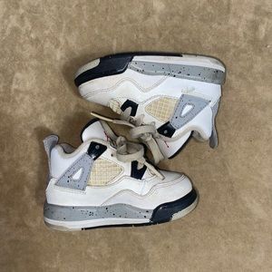 Nike air jordan 4 white cement